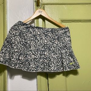 Nike victory print skort size Medium